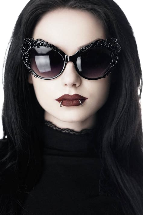 Enchantra Sunglasses – VampireFreaks.